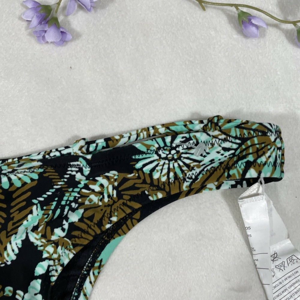 New Volcom [Size Xs ] Running Spirit Tiny Bikini … - image 5